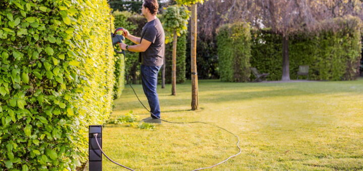 Waarom waterdichte stopcontacten in de tuin